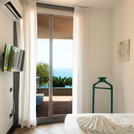 Sirenella *