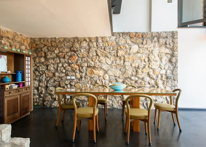 Sirenella * קאפרי